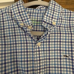 Boys Vineyard Vines Button Down size 8-10